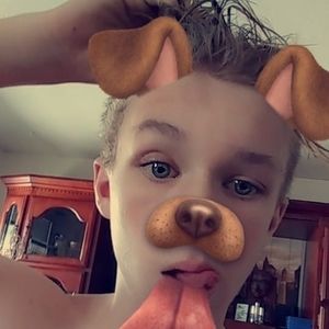 Meet your Posher, Tristen